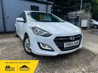 Used Hyundai i30 SE 110 HP (80 kW) 2016 White Hatchback