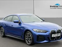 Usado BMW i4 M Sport 250 kW (340 CV) 2023 Azul Berlina