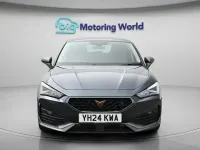 Usado Cupra Leon 150 CV (110 kW) 2024 Gris Utilitario