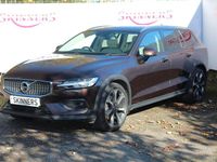 Used Volvo V60 CC 250 HP (183 kW) 2021 Bronze Estate