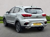 Usado MG ZS Exclusive 106 HP (77 kW) 2022 Prateado SUV