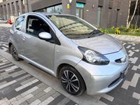 Used Toyota Aygo 67 HP (49 kW) 2006 Silver Hatchback