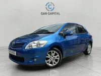 Used Toyota Auris 132 HP (97 kW) 2012 Blue Hatchback