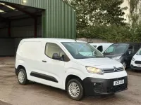 Used Citroën Berlingo 75 HP (55 kW) 2021 White MPV