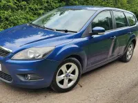 Used Ford Focus Zetec 100 HP (73 kW) 2009 Blue Estate