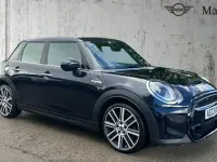Used Mini Cooper S Exclusive 178 HP (130 kW) 2023 Enigmatic black metallic Hatchback