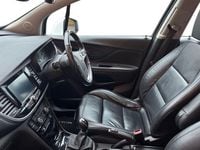 Used Vauxhall Mokka X Elite 140 HP (102 kW) 2019 Summit white SUV