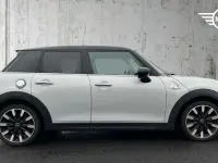 Usado Mini Cooper S Exclusive 189 CV (139 kW) 2020 Plateado Utilitario
