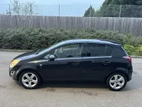 Usado Vauxhall Corsa 100 HP (73 kW) 2015 Preto Citadino
