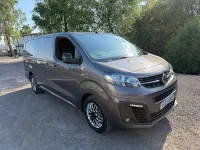 Second-hand Vauxhall Vivaro 145 CP (106 kW) 2023 Gri Monovolum