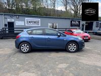 Used Vauxhall Astra Design Edition 2015 Blue Hatchback