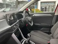 Used VW T-Roc Life 150 HP (110 kW) 2023 Red SUV
