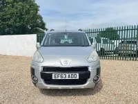 Used Peugeot Partner Tepee Outdoor 92 HP (67 kW) 2014 Silver MPV