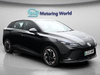 Begagnad MG MG4 EV SE 319 kW (435 HK) 2023 Halvkombi
