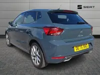 Usado Seat Ibiza FR 113 CV (83 kW) 2025 Azul Utilitario