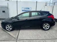 Used Ford Focus Zetec 115 HP (84 kW) 2013 Black Hatchback