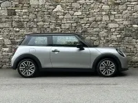 Used Mini Cooper Hatch 154 HP (113 kW) 2024 Silver Hatchback