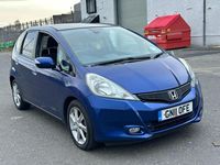 Begagnad Honda Jazz EX 100 HK (73 kW) 2011 Blå Halvkombi