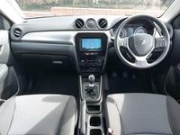 Gebraucht Suzuki Vitara 129 PS (94 kW) 2023 Schwarz SUV