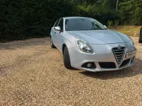 Used Alfa Romeo Giulietta Distinctive 170 HP (125 kW) 2014 White Hatchback