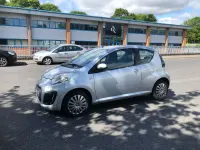 Usado Citroën C1 VTR Sport 68 CV (50 kW) 2013 Gris Utilitario