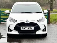 Used Toyota Yaris Design 114 HP (83 kW) 2022 White Hatchback