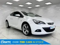 Used Vauxhall Astra GTC SRi 2016 White Coupe