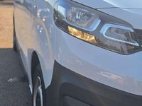 Used Vauxhall Vivaro 100 HP (73 kW) 2023 White MPV