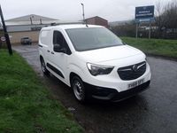 Used Vauxhall Combo Edition 100 HP (73 kW) 2019 White MPV