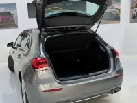 Usado Mercedes A200 163 HP (119 kW) 2019 Cinzento Citadino