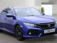 Used Honda Civic EX 126 HP (92 kW) 2019 Brilliant sporty blue Hatchback