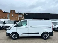 Used Ford Transit Custom 105 HP (77 kW) 2019 White Van