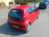 Used Peugeot 107 68 HP (50 kW) 2008 Red Hatchback