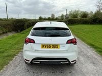 Used DS Automobiles DS4 120 HP (88 kW) 2015 White Hatchback
