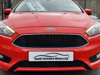 Used Ford Focus Zetec 120 HP (88 kW) 2015 Red Hatchback