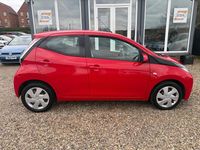 Used Toyota Aygo X-play 69 HP (50 kW) 2017 Red Hatchback