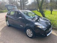 Usado Renault Clio GrandTour Expression+ 2012 Preto Carrinha