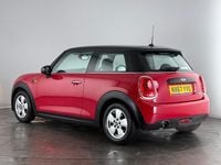 Used Mini Cooper Hatch 136 HP (100 kW) 2017 Red Hatchback