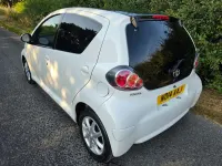 Used Toyota Aygo 68 HP (50 kW) 2014 White Hatchback