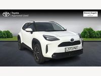 Used Toyota Yaris Hybrid 116 HP (85 kW) 2023 White Hatchback