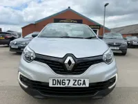 Used Renault Captur Dynamique 90 HP (66 kW) 2017 Silver SUV