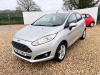 Used Ford Fiesta Zetec 100 HP (73 kW) 2013 Silver Hatchback