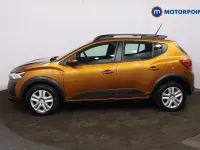 Używany Dacia Sandero Expression 2023 Pomarańczowy Hatchback