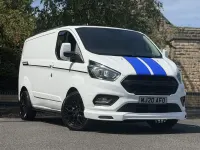 Used Ford Transit Custom Limited 130 HP (95 kW) 2020 White Van