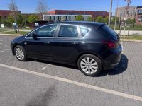 Usado Vauxhall Astra Elite 165 CV (121 kW) 2013 Negro Utilitario