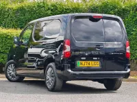 Second-hand Peugeot E-Partner 98 kW (134 CP) 2024 Negru Monovolum