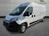 Usado Citroën Relay 140 HP (102 kW) 2022 Branco Van