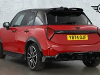 Used Mini Cooper S Hatch 201 HP (147 kW) 2024 Red Hatchback