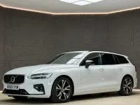 Used Volvo V60 R-Design Pro 190 HP (139 kW) 2019 White Estate