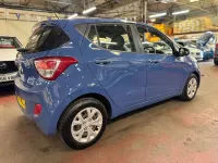 Used Hyundai i10 SE 67 HP (49 kW) 2016 Blue Hatchback